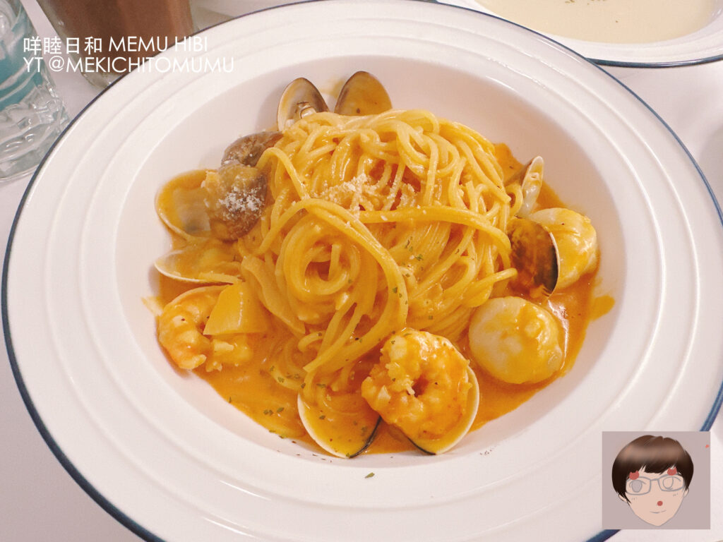 【西門食記】Joyful 揪福｜隱身漢中街二樓的美味驚喜！肉醬牛肉堡與粉紅醬鮮蝦的味蕾饗宴