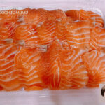 【台北美食】鮭魚控暴動!大直LOPIA 開幕,巨無霸鮭魚壽司 20 顆只要 400 元!
